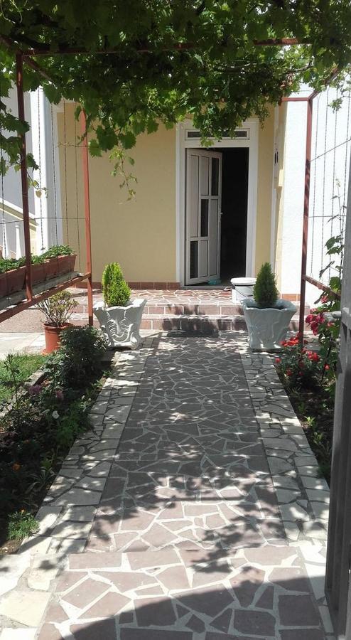 Apartments Avdic Sutomore Exterior photo